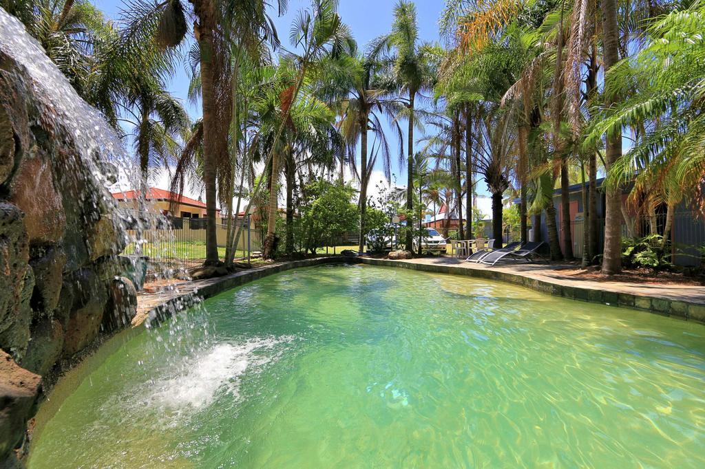 Bargara Gardens Boutique Villas Екстер'єр фото